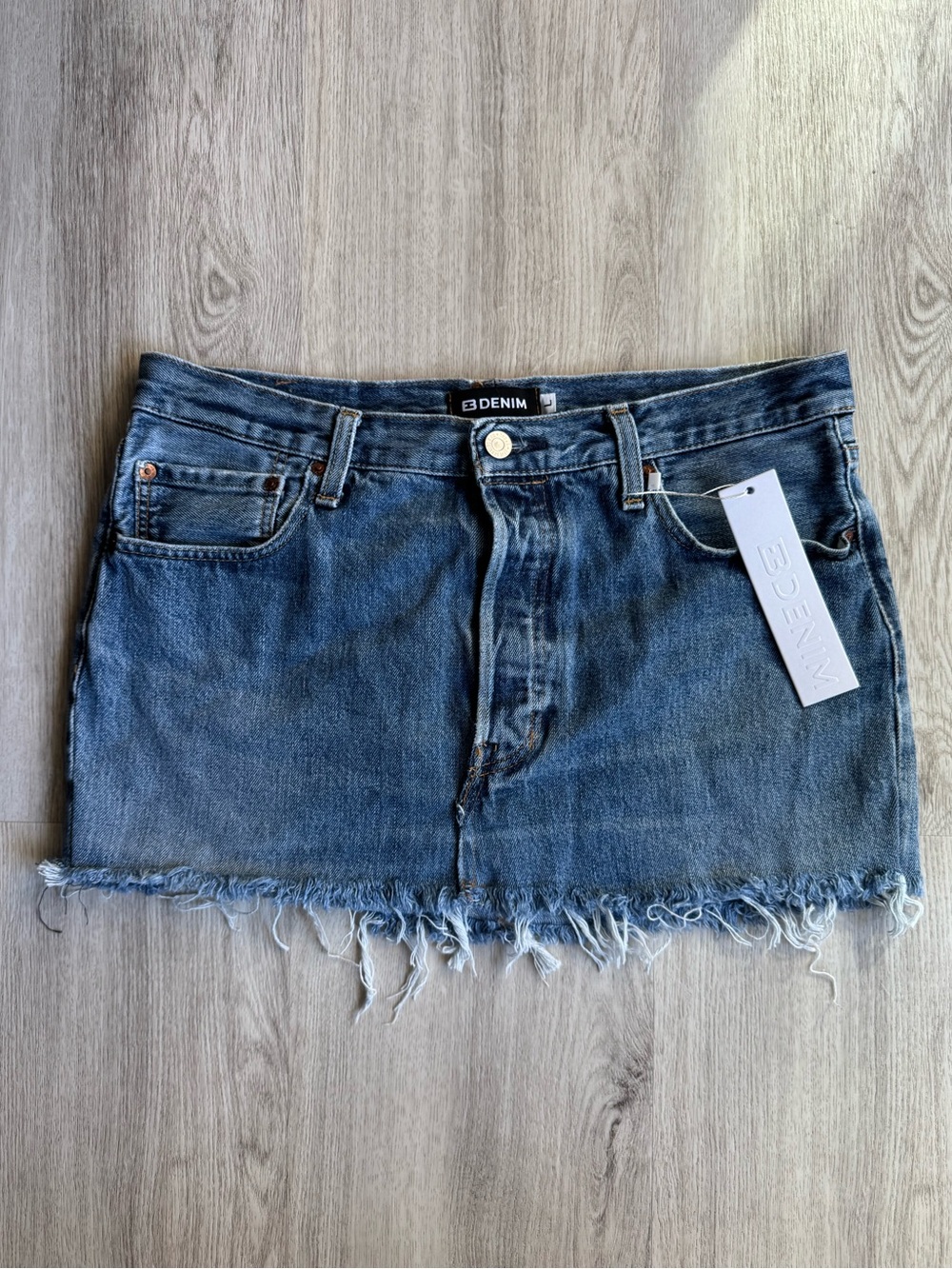 EB Denim Vintage Style Med Blue Wash Up-Cycled Short Jean Mini Skirt w Raw Hem L